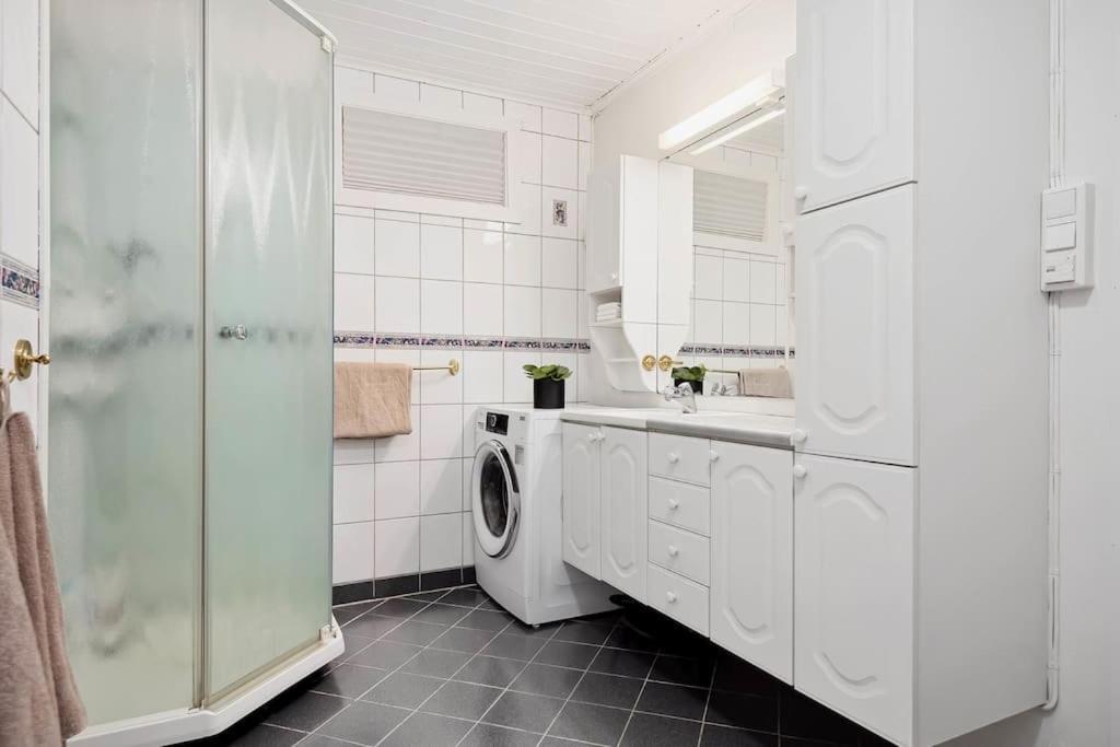 Adorable 1-Bedroom Apartment With A Fantastic View - Free Parking Trondheim Buitenkant foto